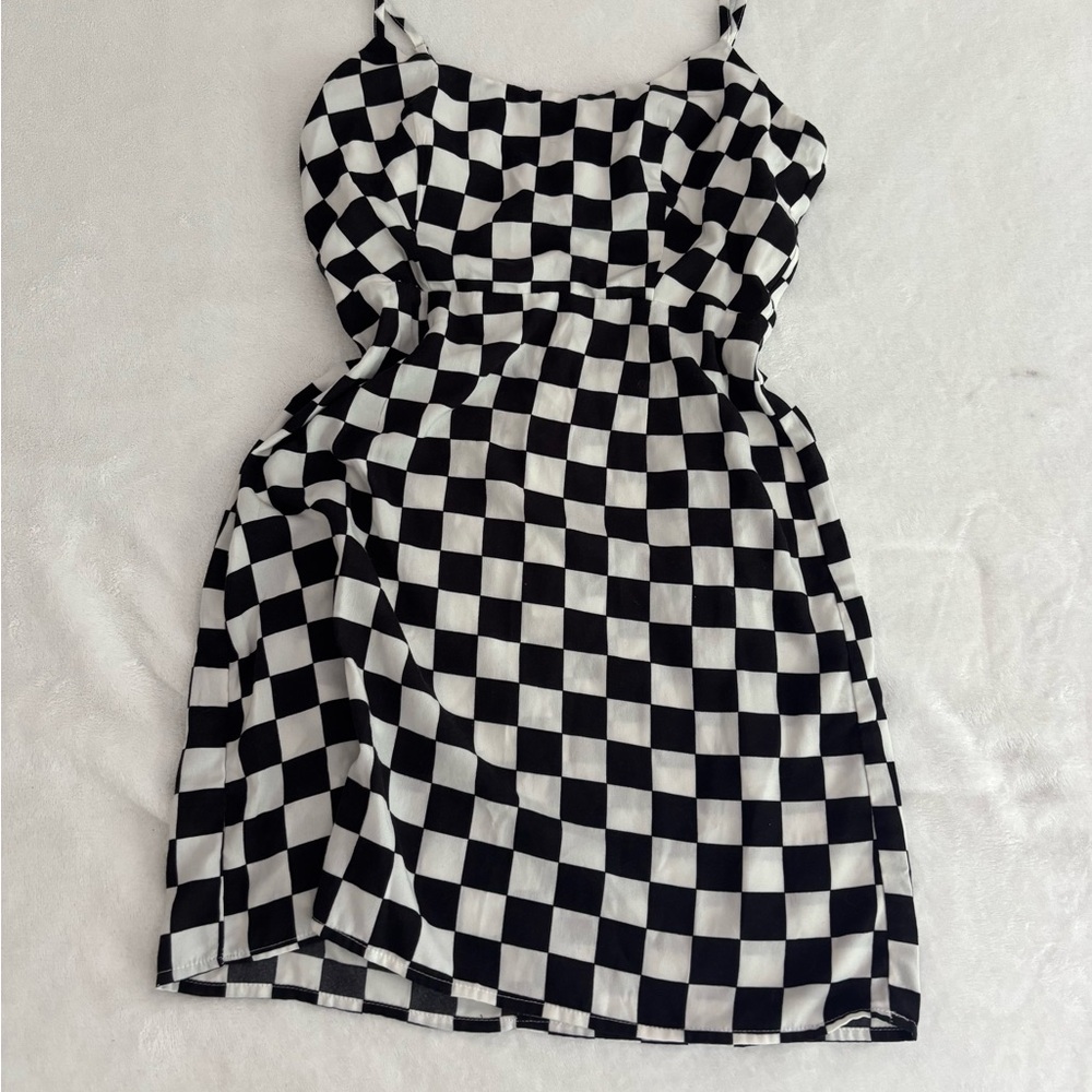 Forever 21 Black and White Spaghetti Strap Mini dress checkered look